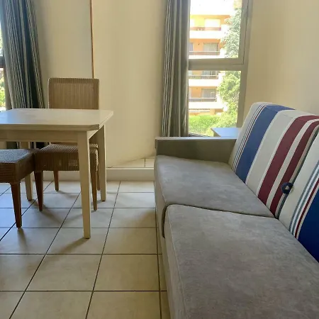 Apartment Le Laurentin